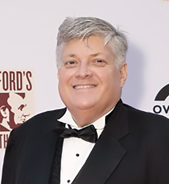 Headshot of Kent Knutson.